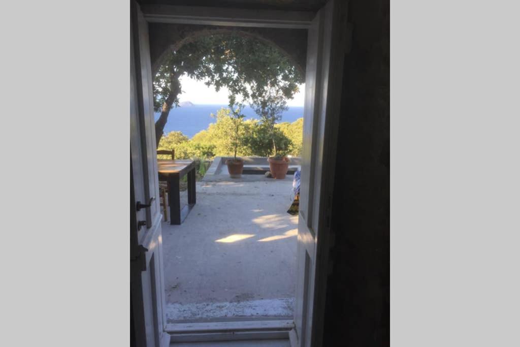 My Old Stone House In A 2 000 Sqm Private Garden With Fab Glamping Tent Mandrákion Dış mekan fotoğraf