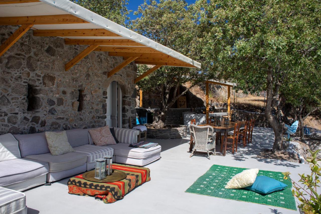 My Old Stone House In A 2 000 Sqm Private Garden With Fab Glamping Tent Mandrákion Dış mekan fotoğraf