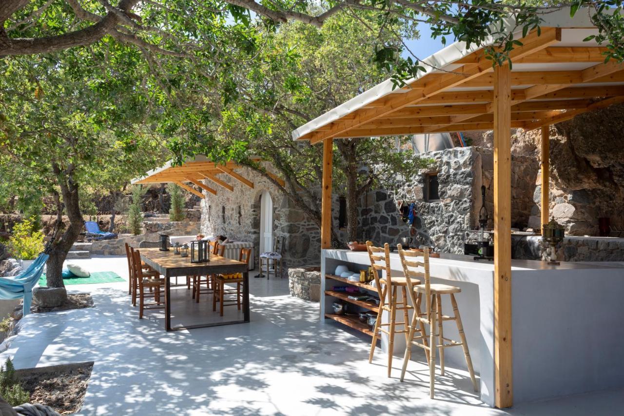 My Old Stone House In A 2 000 Sqm Private Garden With Fab Glamping Tent Mandrákion Dış mekan fotoğraf
